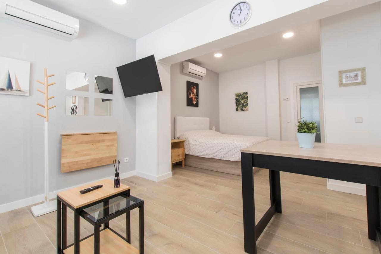 4Torres Homes - Laura マドリード エクステリア 写真